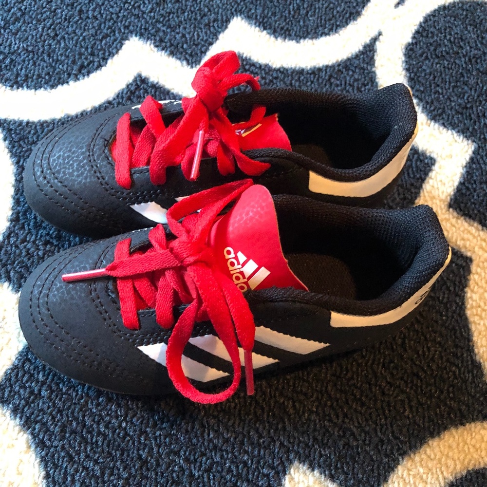 Adidas toddler boys soccer cleats size 10k